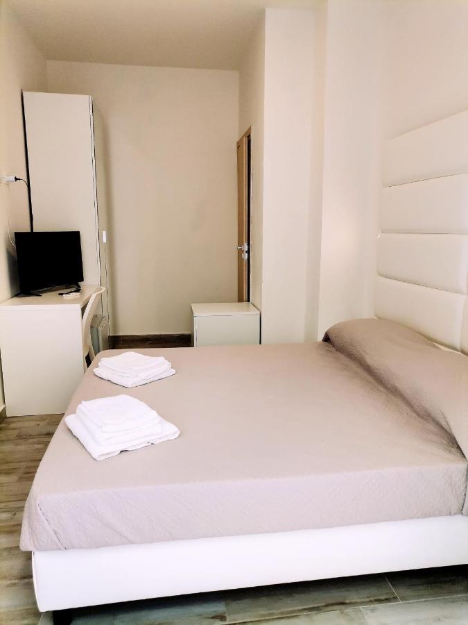 Hotel Calypso Remix Paestum Buitenkant foto